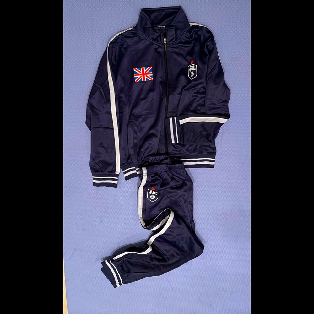 Kid’s Tracksuit Size 14 (Boys)